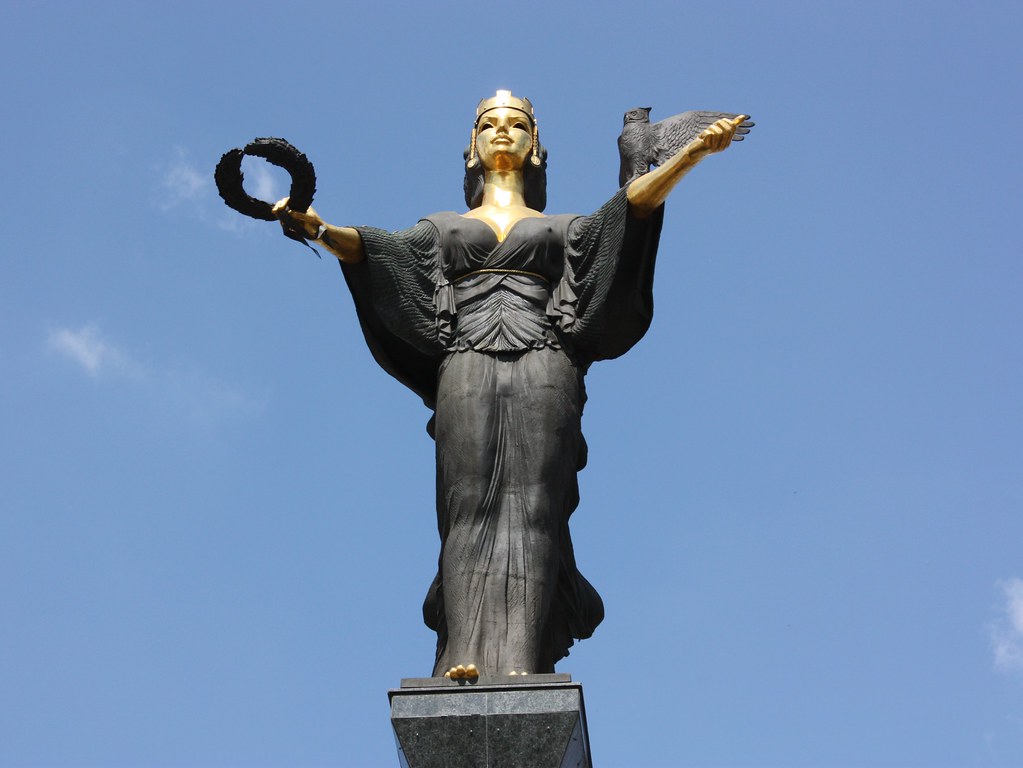 Saint Sofia Statue The Sofia statue is located at the inte… Flickr