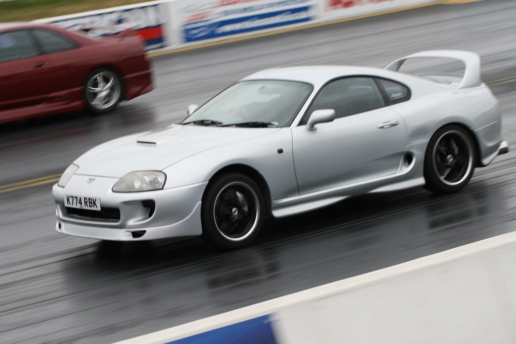 Toyota Supra vs Nissan Skyline Simon Flickr