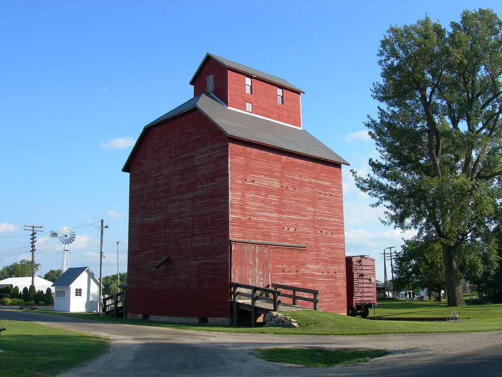 JH Hawes Grain Elevator Museum Atlanta, Illinois In use as… Flickr