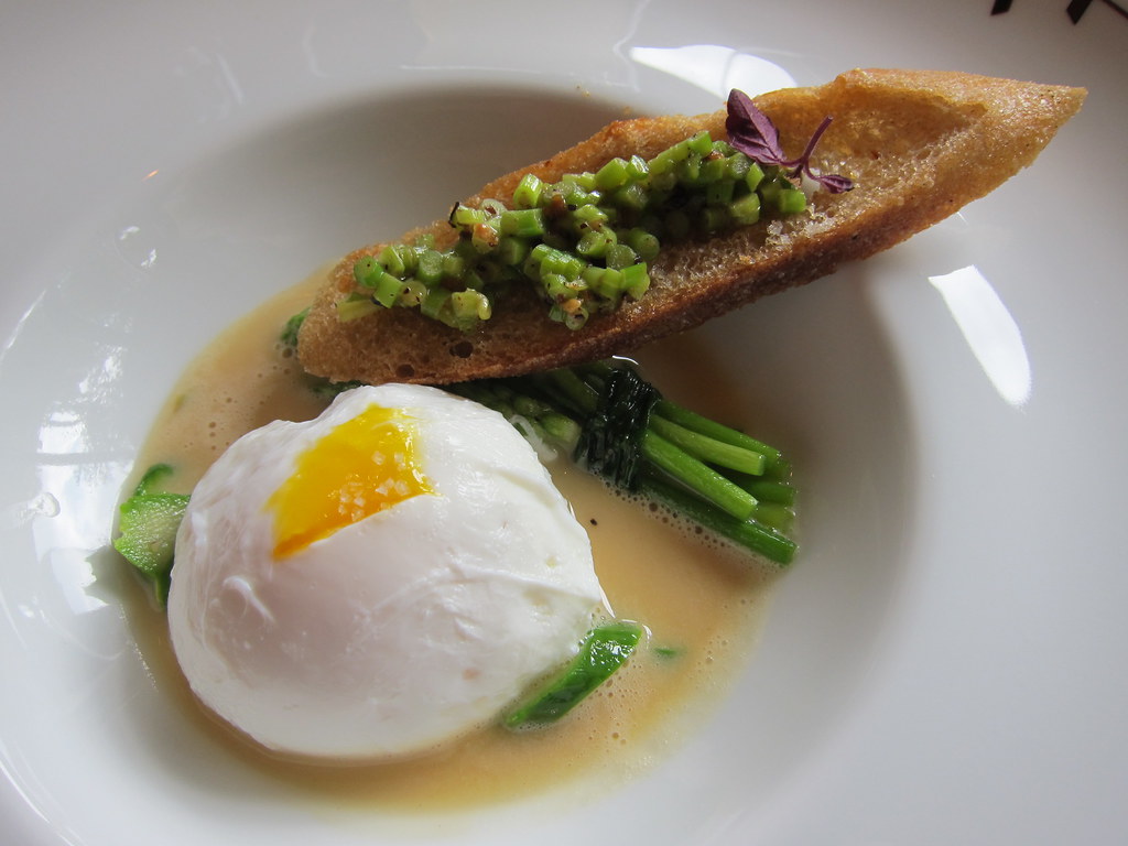 Chez Bernard Loiseau oeuf en meurette Tristan Nitot Flickr