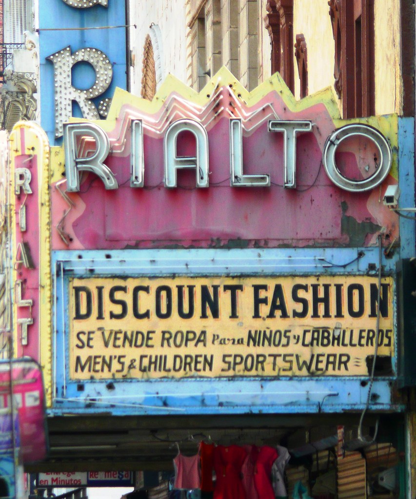 Los Angeles, CA Rialto Theater marquee In the Broadway The… Flickr