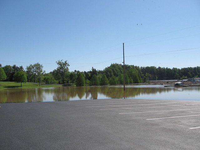 High water at Nolin River Lake May 4th 0950 75 percent of … Flickr