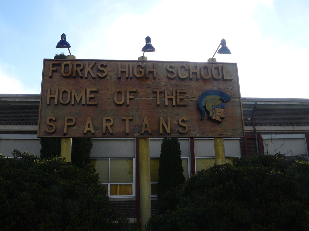 Forks High School One of the settings for the book Twiligh