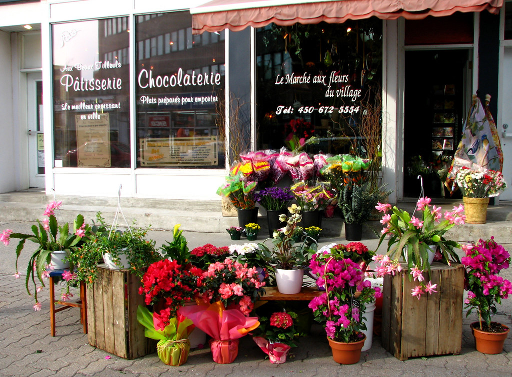 "Le Marché aux fleurs du village" au printemps Spring Spri… Flickr