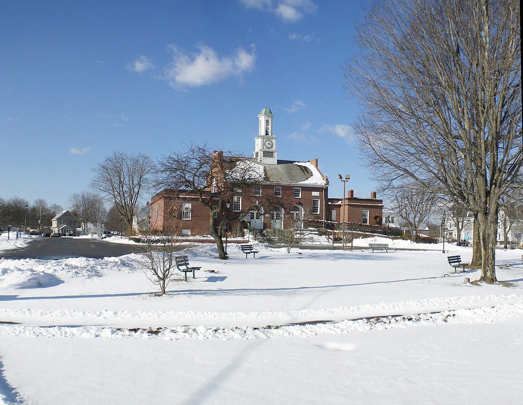 Tewksbury Town Hall Tewksbury Town Hall in Tewksbury Massa… Ron