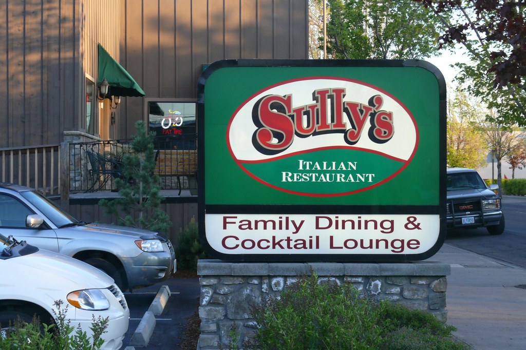 Sully's Italian Restaurant Redmond, Oregon • taken for the… Flickr