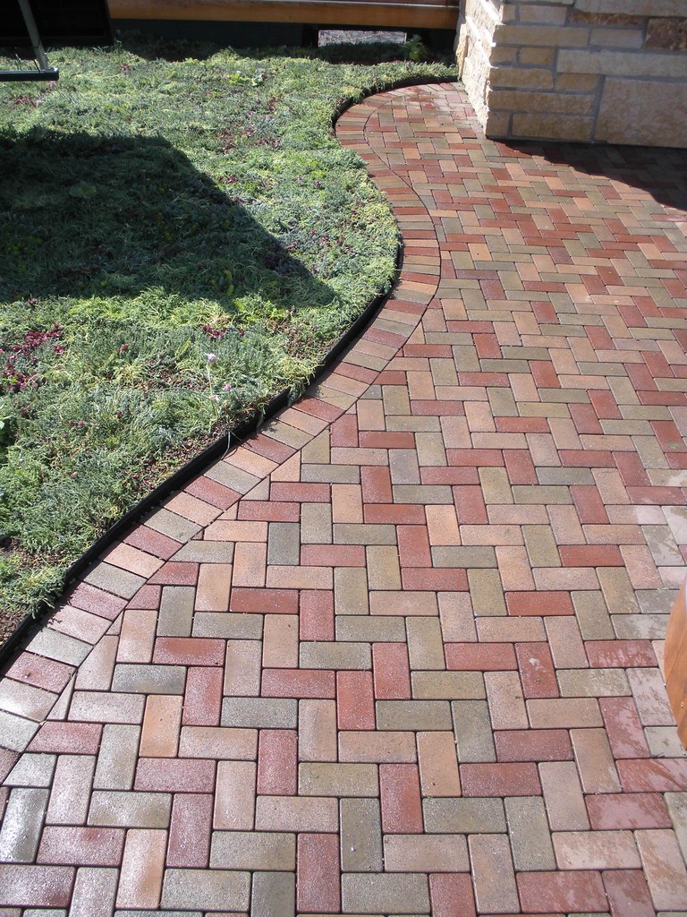 AZEK Pavers Resurfacing AZEK Pavers installed on a green r… Flickr