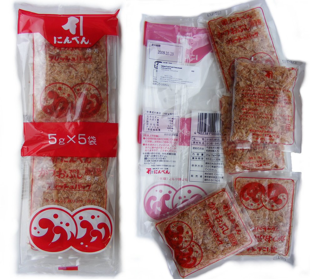 Bonito Flakes Bonito flakes are the thin shavings of dried… Flickr