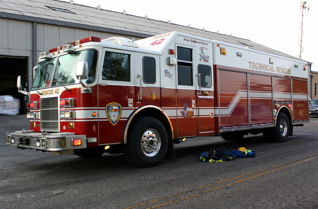Houston, Texas Fire Department Technical Rescue 42 Pierc… Flickr
