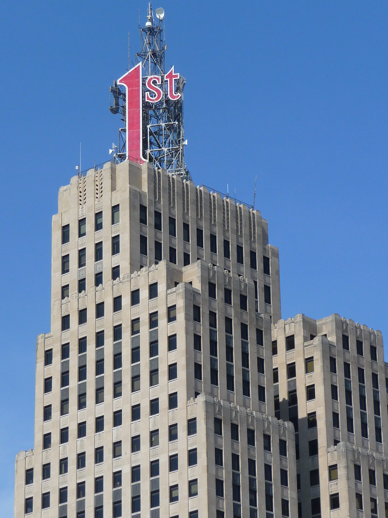 First National Bank First National Bank Building St. Paul,… Flickr