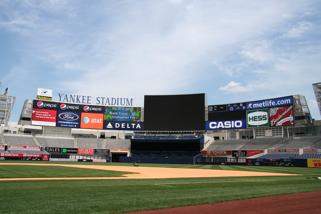 Outfield Scoreboard Yankee Stadium Peter Bond Flickr