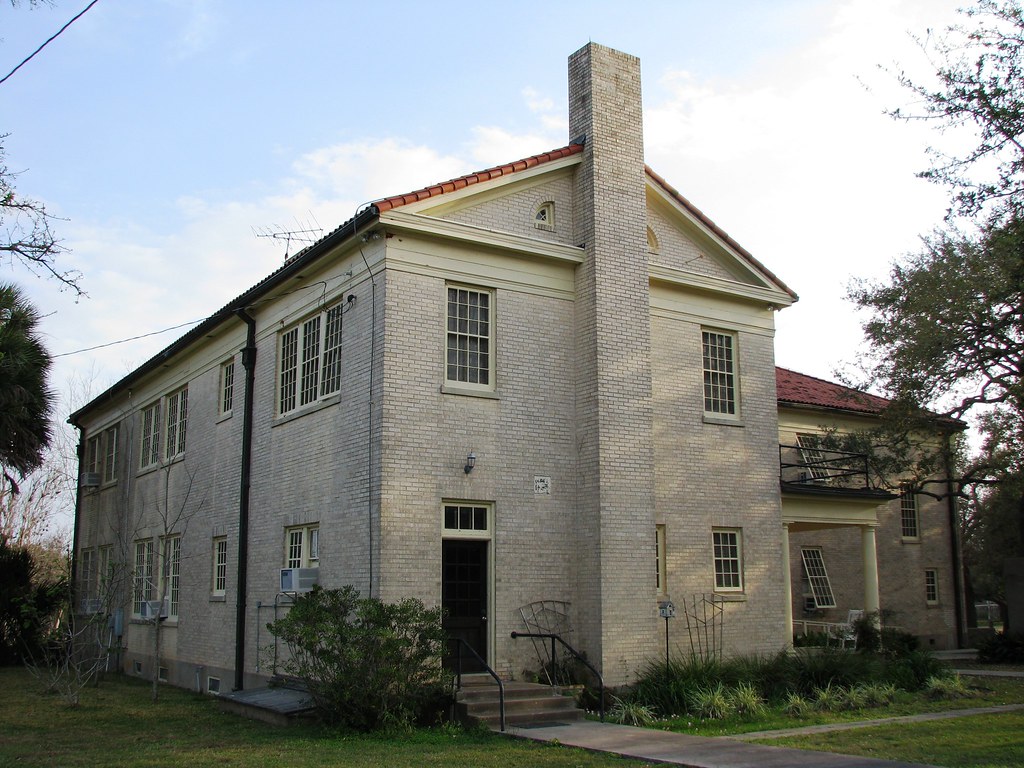 View of the Berclair Mansion from the back side berclair… Flickr