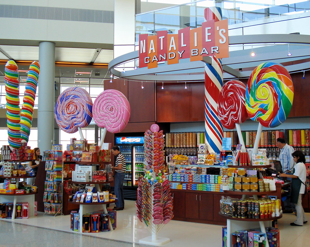 Natalie's Candy Bar in DFW Airport Store Decor Flickr