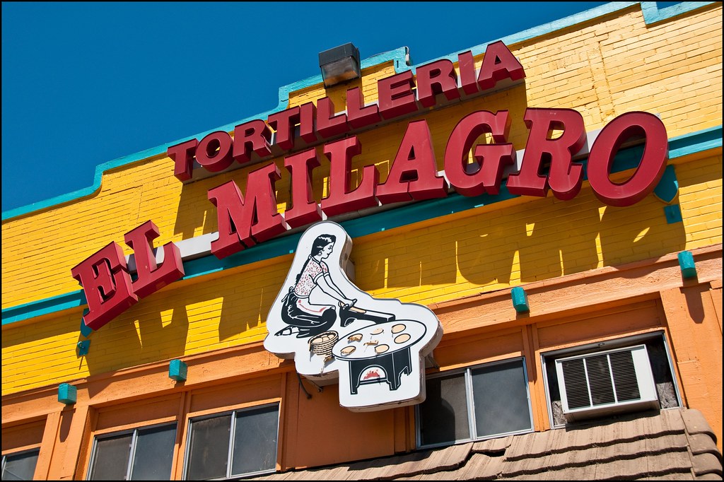 El Milagro Tortilleria, Austin TX Mmmmmmm Fish Tacos jayteacat Flickr
