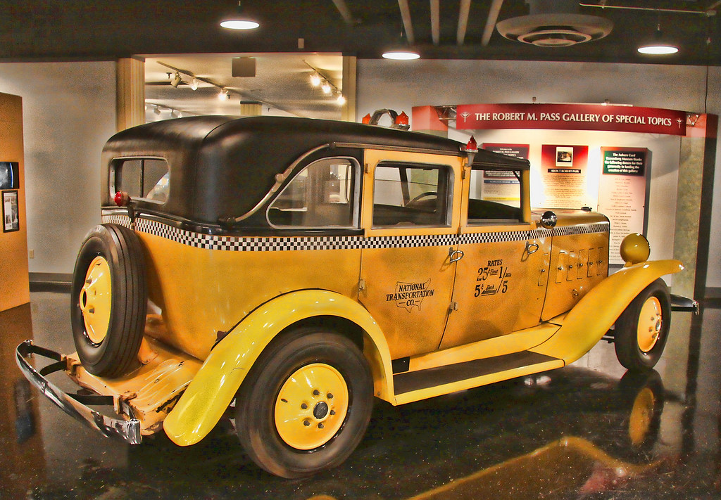 1933 Checker Cab Checker Cab manufactured in Kalamazoo MI … Flickr