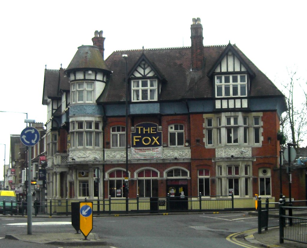 Fox Palmers Green, Enfield, Middlesex, England Check out… Flickr