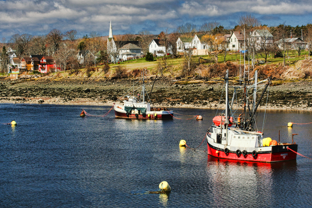Granville Ferry Another shot taken Easter weekend when vis… Flickr