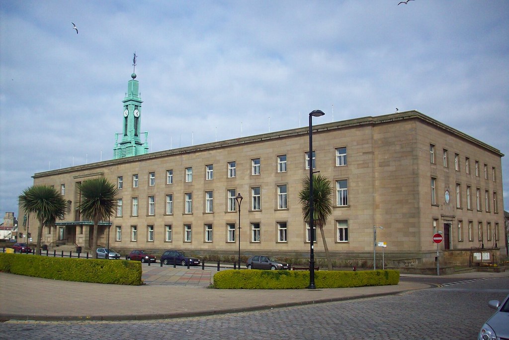 Kirkcaldy Town House Kirkcaldy Town House is a Scandivinan… Flickr
