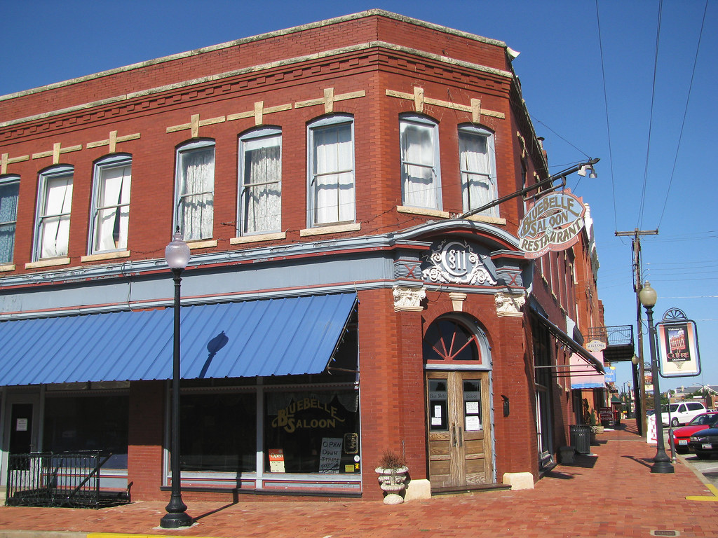 44e Guthrie OK Blue Bell Saloon Restaurant 02 John Hagstrom Flickr