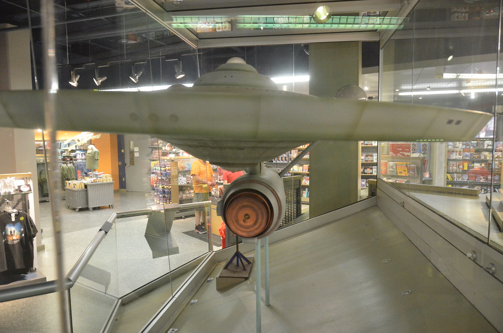 Smithsonian National Air & Space Museum Gift shop Origin… Flickr