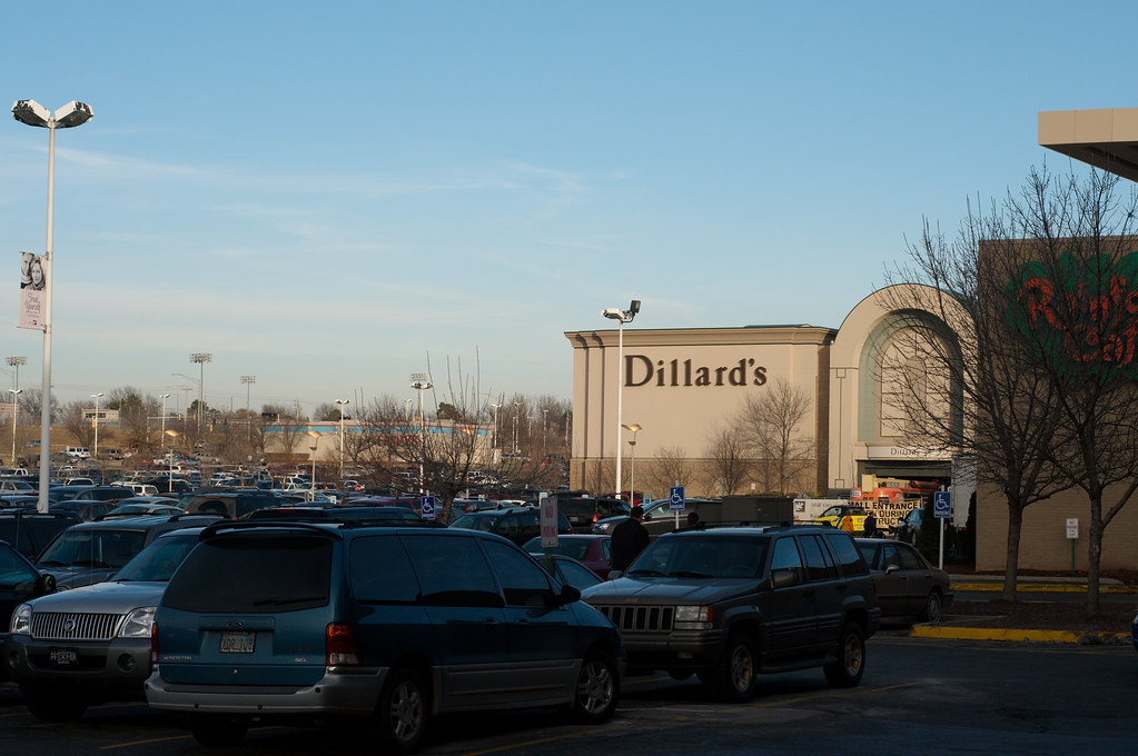 Dillard's (Oak Park Mall) Overland Park, KS Andrew Buckingham Flickr
