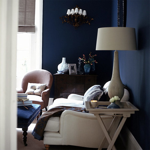 Midnight blue living room + white accents Midnight blue wa… Flickr