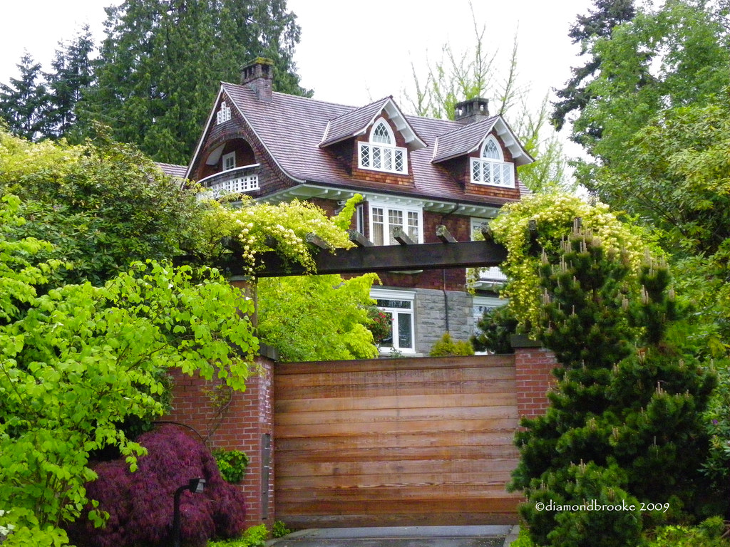 Single family home built in 1902 that was last sold on. 171 Lake Washington Blvd. E., Seattle, Washington Kurt Cob… Flickr