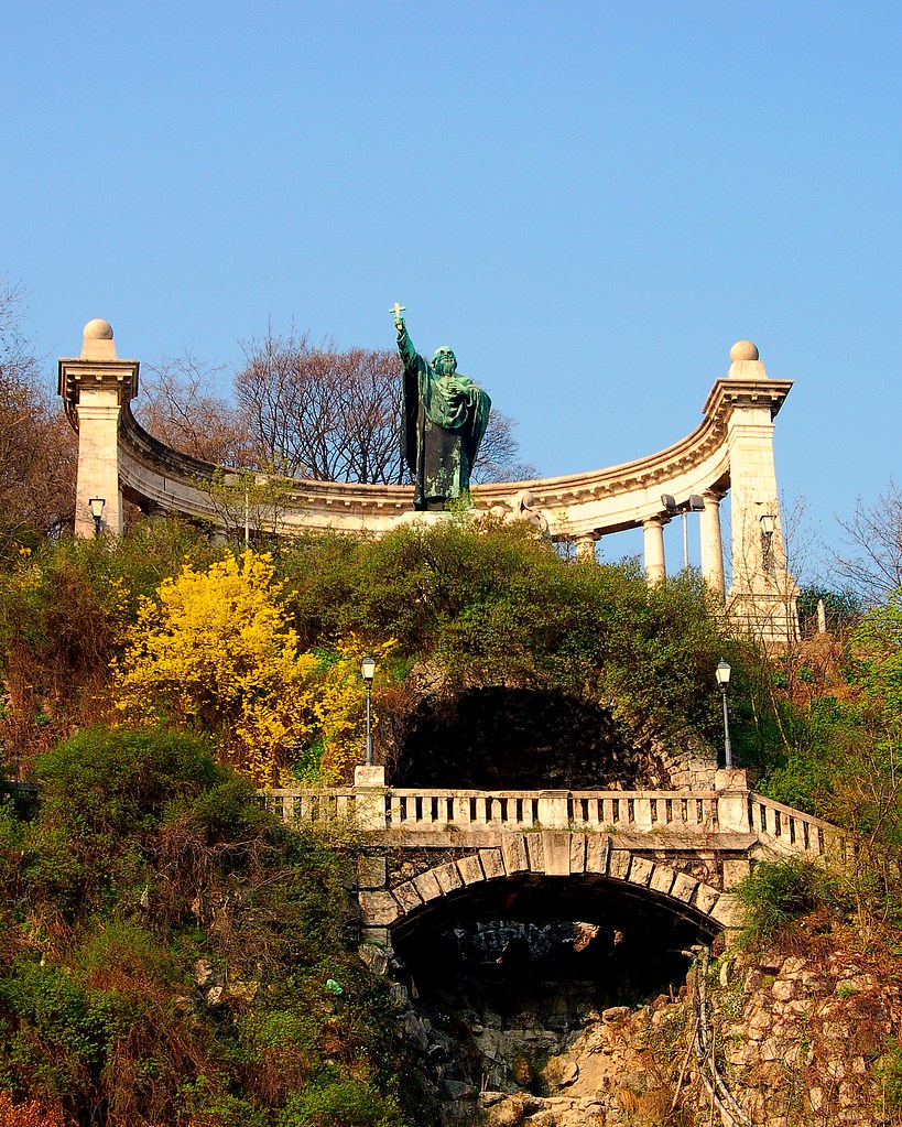 The statue of Saint Gerard on Gellért Hill in Budapest, Hu… Flickr