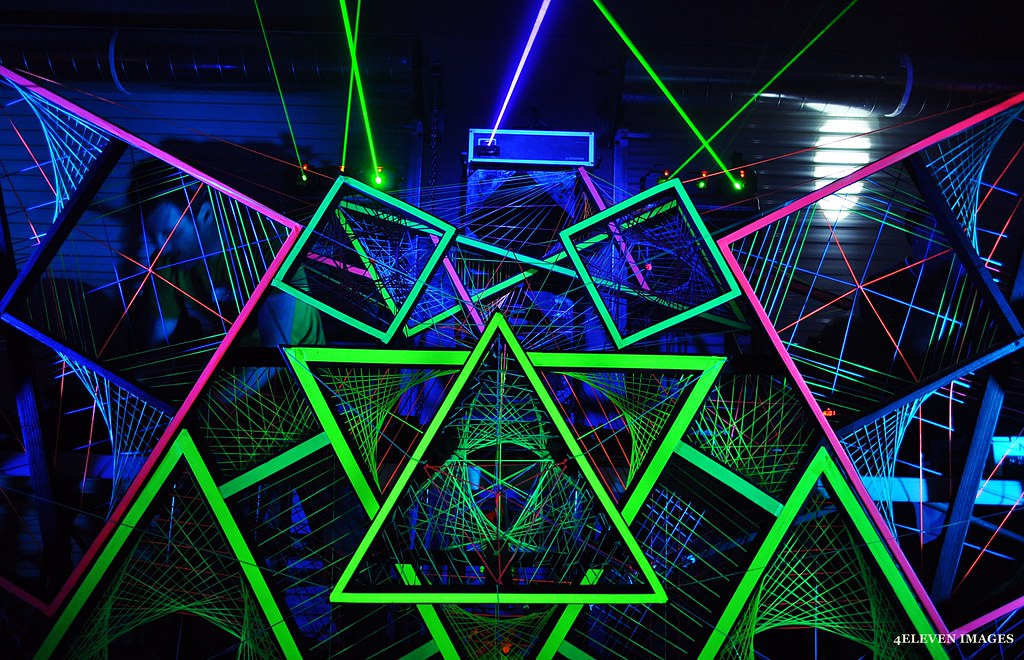 Rave Stage in Austin Dj Dara at Jump Around 2011 Nikon D50… Flickr