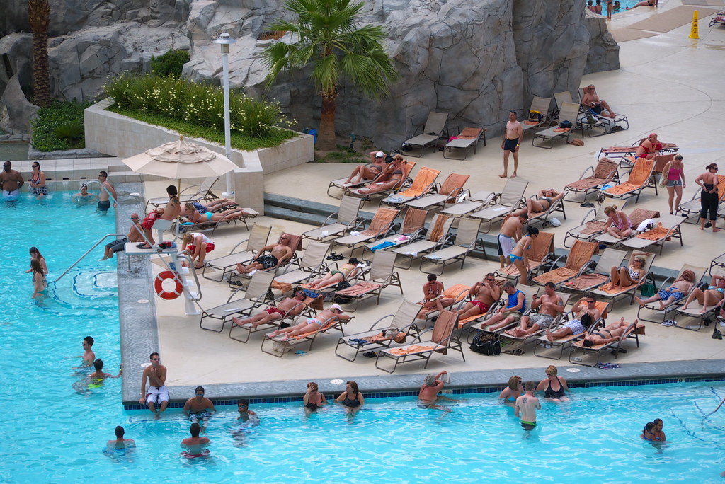 Excalibur pool Check out all our day & night shot in Vegas… Flickr