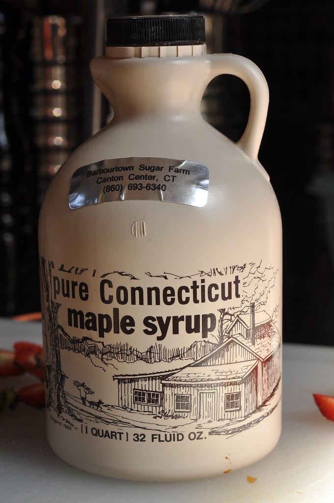 Connecticut maple syrup for kefir anjuli_ayer Flickr