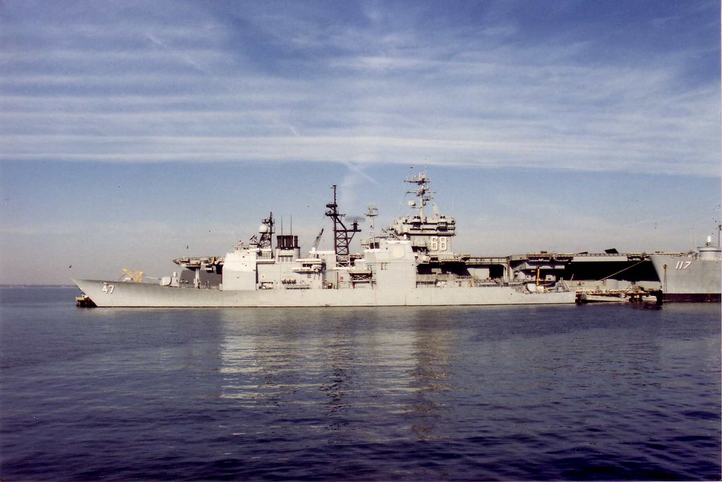 USS Ticonderoga (CG47) USS Ticonderoga Tim Bounds Flickr