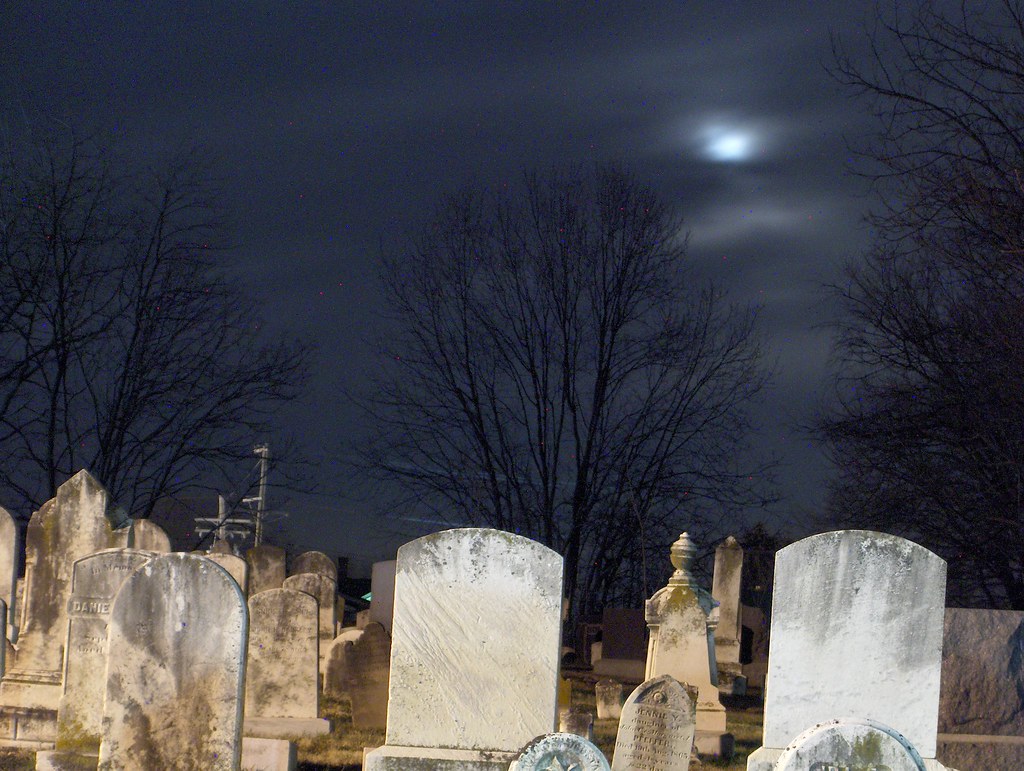 Full Moon Night at Cemetery in Reisterstown, MD These pict… Flickr