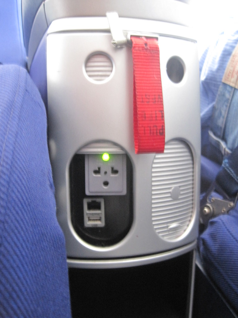 Lufthansa Business Class Seat Power Outlet On Lufthansa B7… Flickr