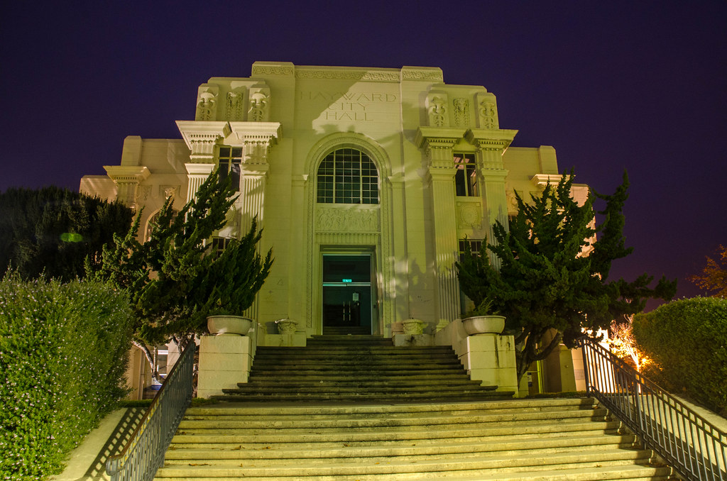 Old Hayward City Hall Erected in 1930 as the city of Haywa… Flickr