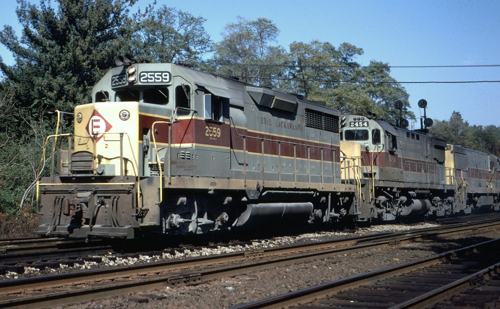 Erie Lackawanna GP35 2559 Photographed in Ridgewood NJ in… Flickr