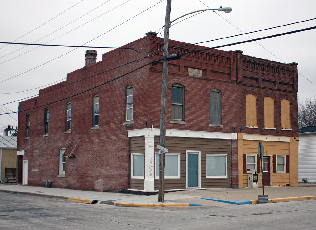 Williamsville IL Groves Building, Main St. Business Dist… Flickr