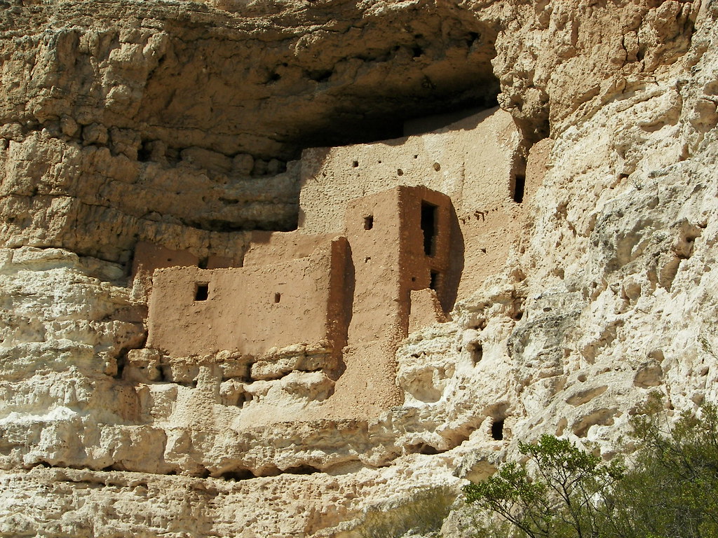 Cliff Houses, AZ Another view of Cliff House south of Sedo