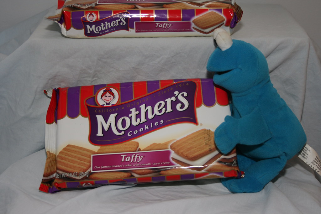 Cookie Monster & Mother's Taffy Cookies Cookie Monster lov… Flickr