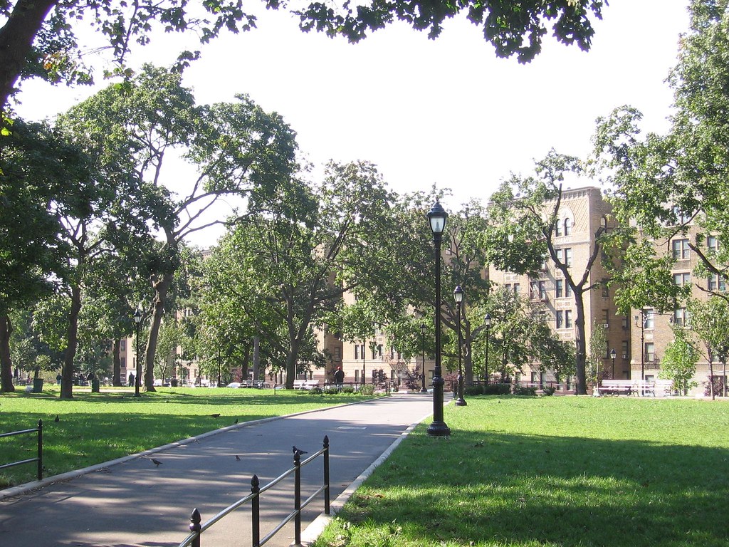 Joyce kilmer park view of walton ave Bronx,NY Bronx170 Flickr