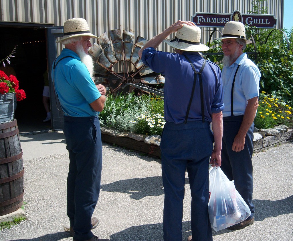 Middlefield, Ohio Amish men shop and socialize at the M… Flickr