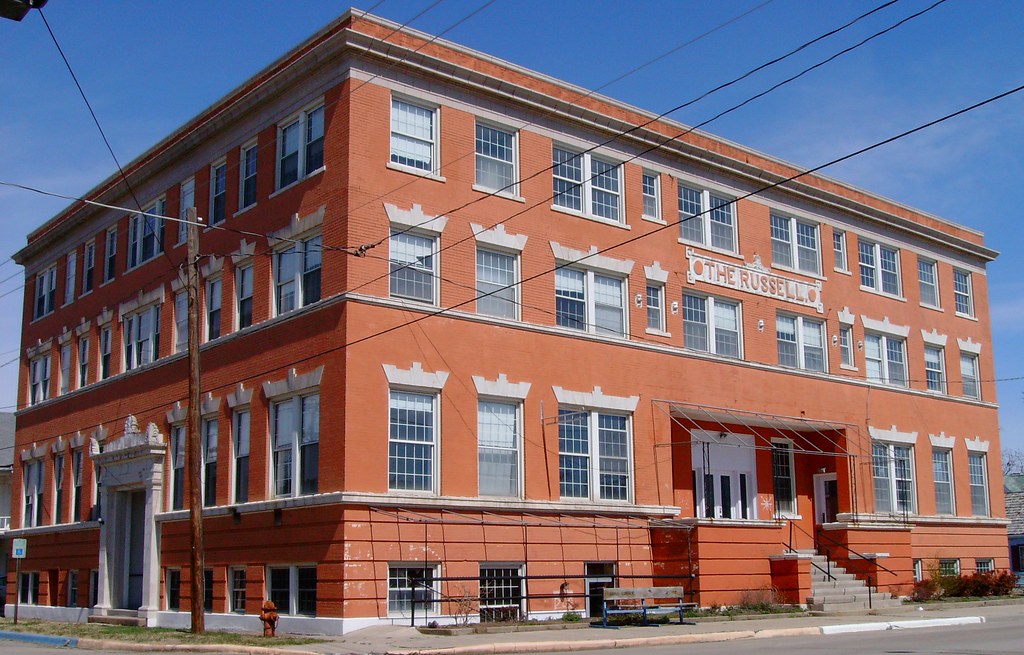 The Russell Hotel (Charleston, Missouri) Located in downto… Flickr