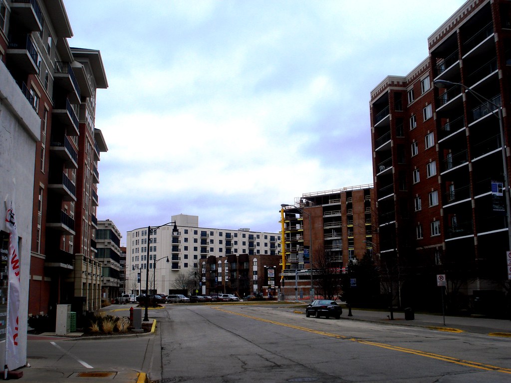 Downtown Des Plaines Taken in Des Plaines, IL (USA) MBA Photography