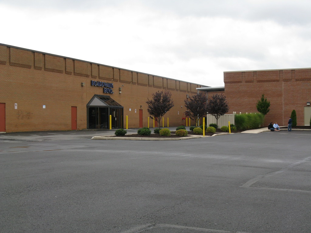 Mall Muncy, PA The mall was expanded twice. Thi… Flickr