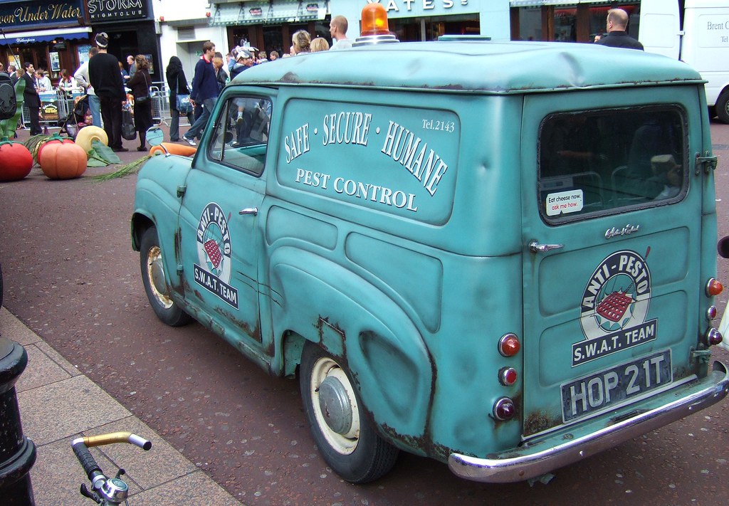 AntiPesto The Wallace and Gromit "AntiPesto" van, as see… Flickr