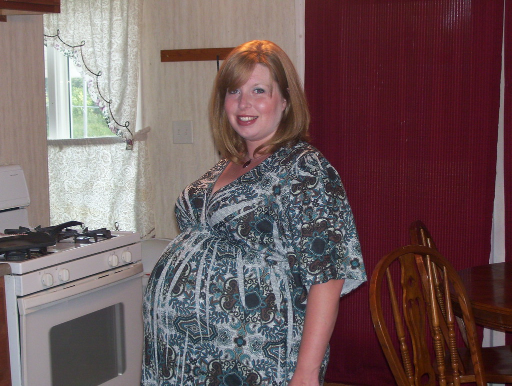 32 weeks 32 weeks pregnant with twins Stephanie Belt Flickr