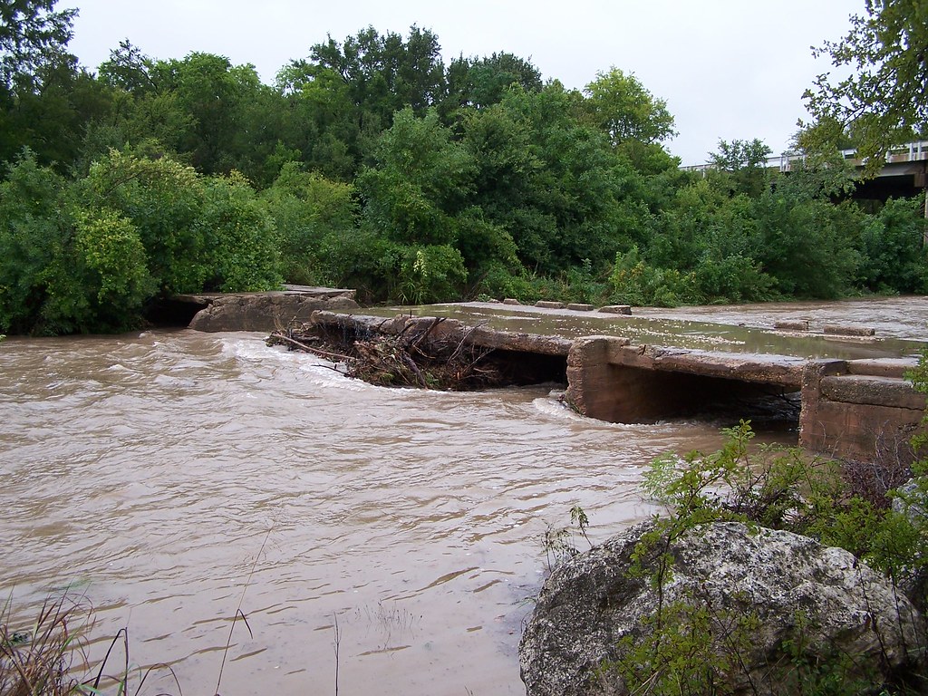 South Fork of the San Gabriel River at Highway 183, Leande… Flickr