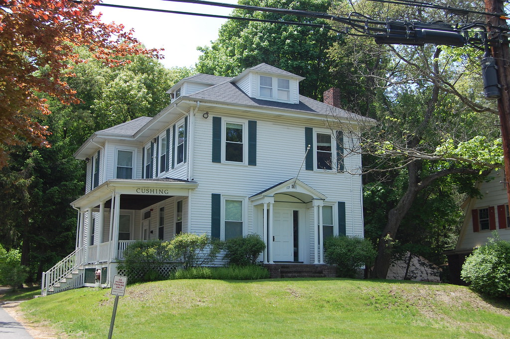 Lasell College, Cushing House, Joan's Dorm Taken at Lasell… Flickr