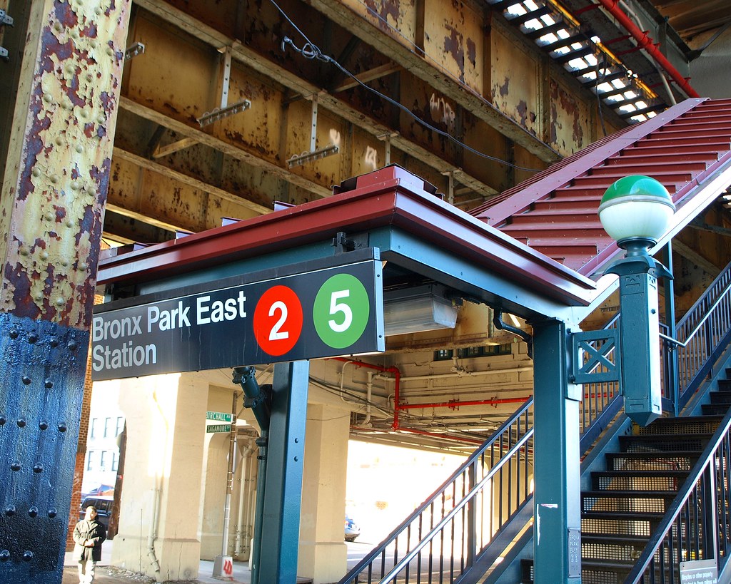 Bronx Park East Subway Station, Bronx, New York City Flickr