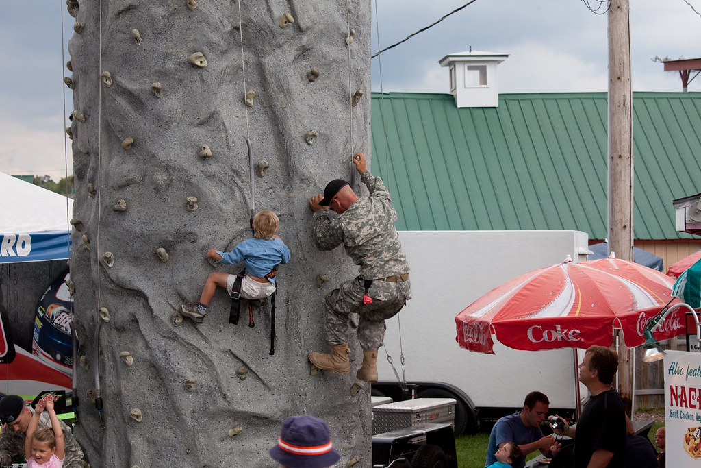 National Guard Rock Climbing Wall Essex Junction, VT Augus… Flickr